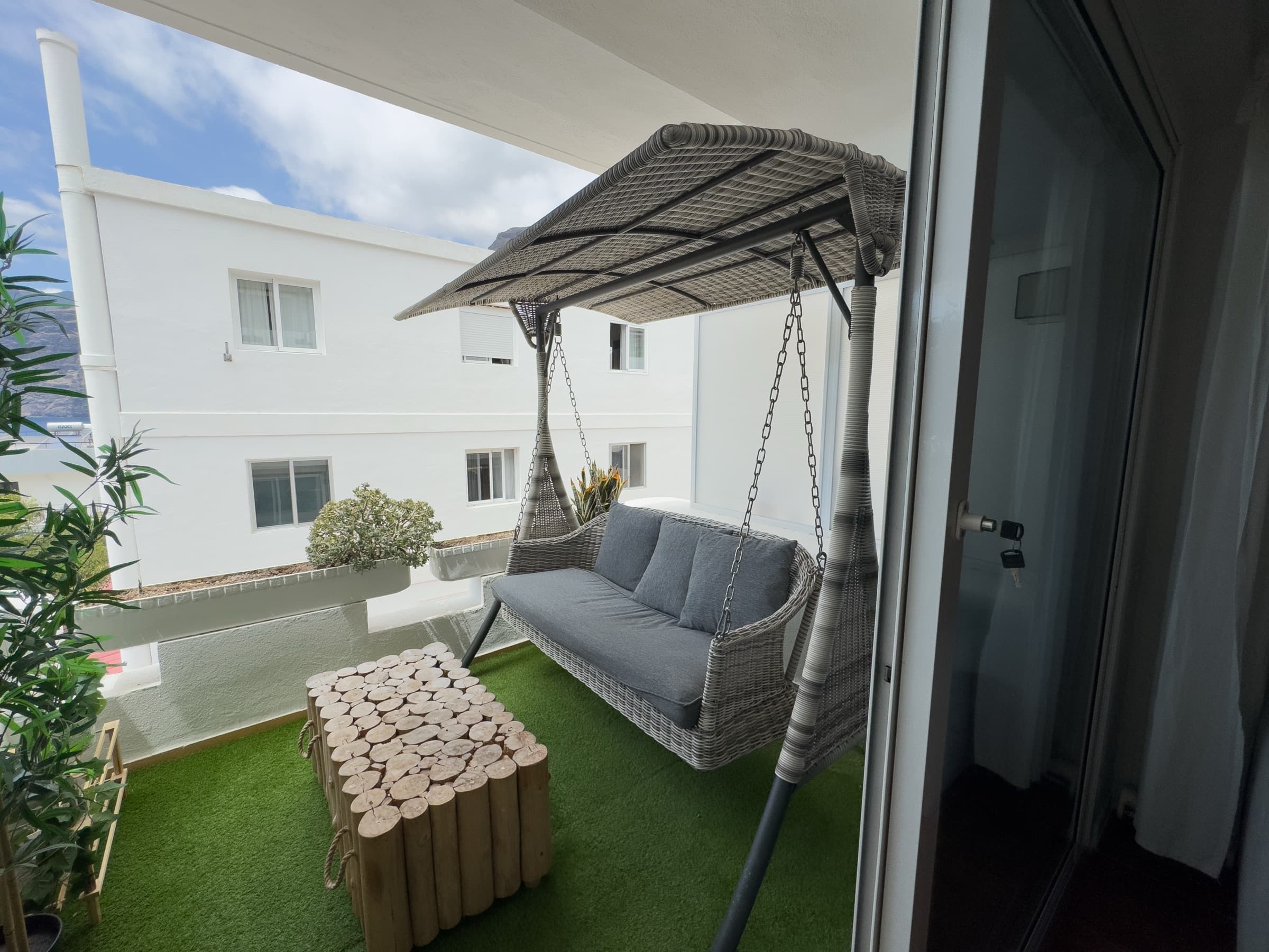 Panoramic balcony views